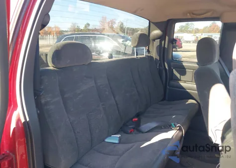 2004 Chevrolet Silverado 1500 Z71 из США, поврежденный, VIN 2GCEK19T741255886